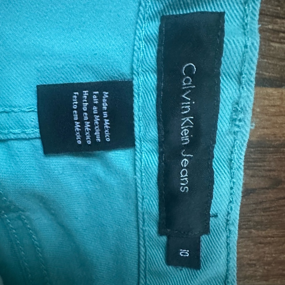 Calvin Klein Jeans Aqua Blue Men's Shorts - Picture 6 of 9